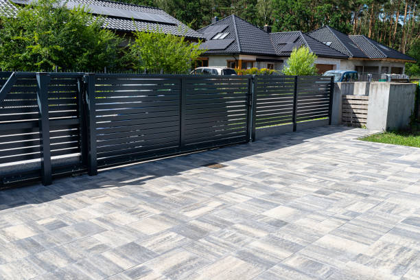 Best Residential Driveway Paver Services  in Summit, IL